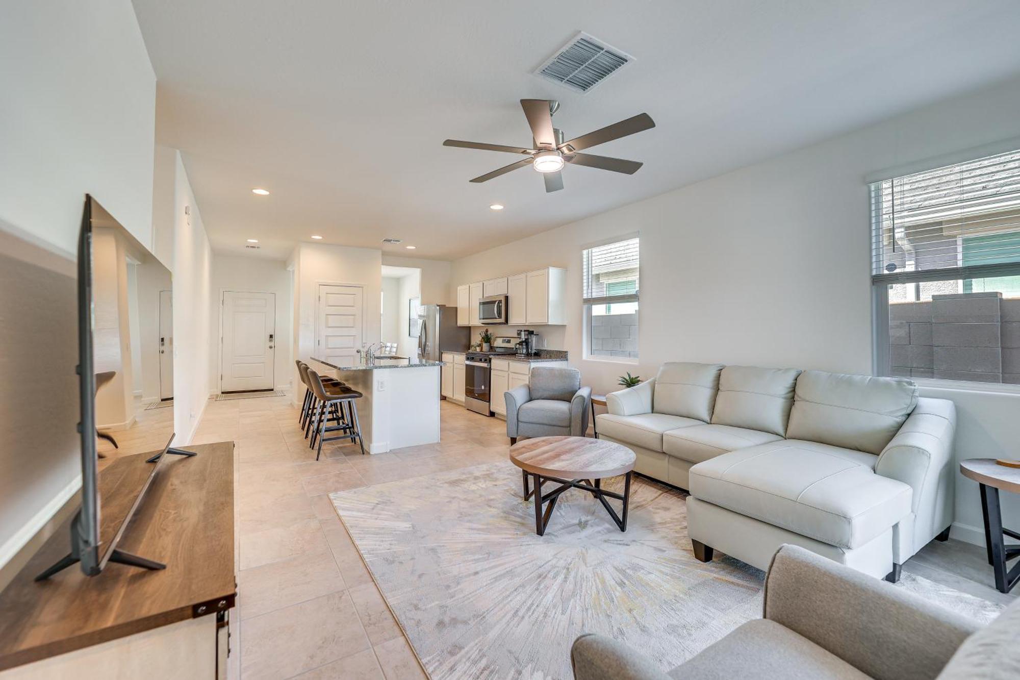 Maricopa Home With Putting Green And Covered Patio! Ngoại thất bức ảnh
