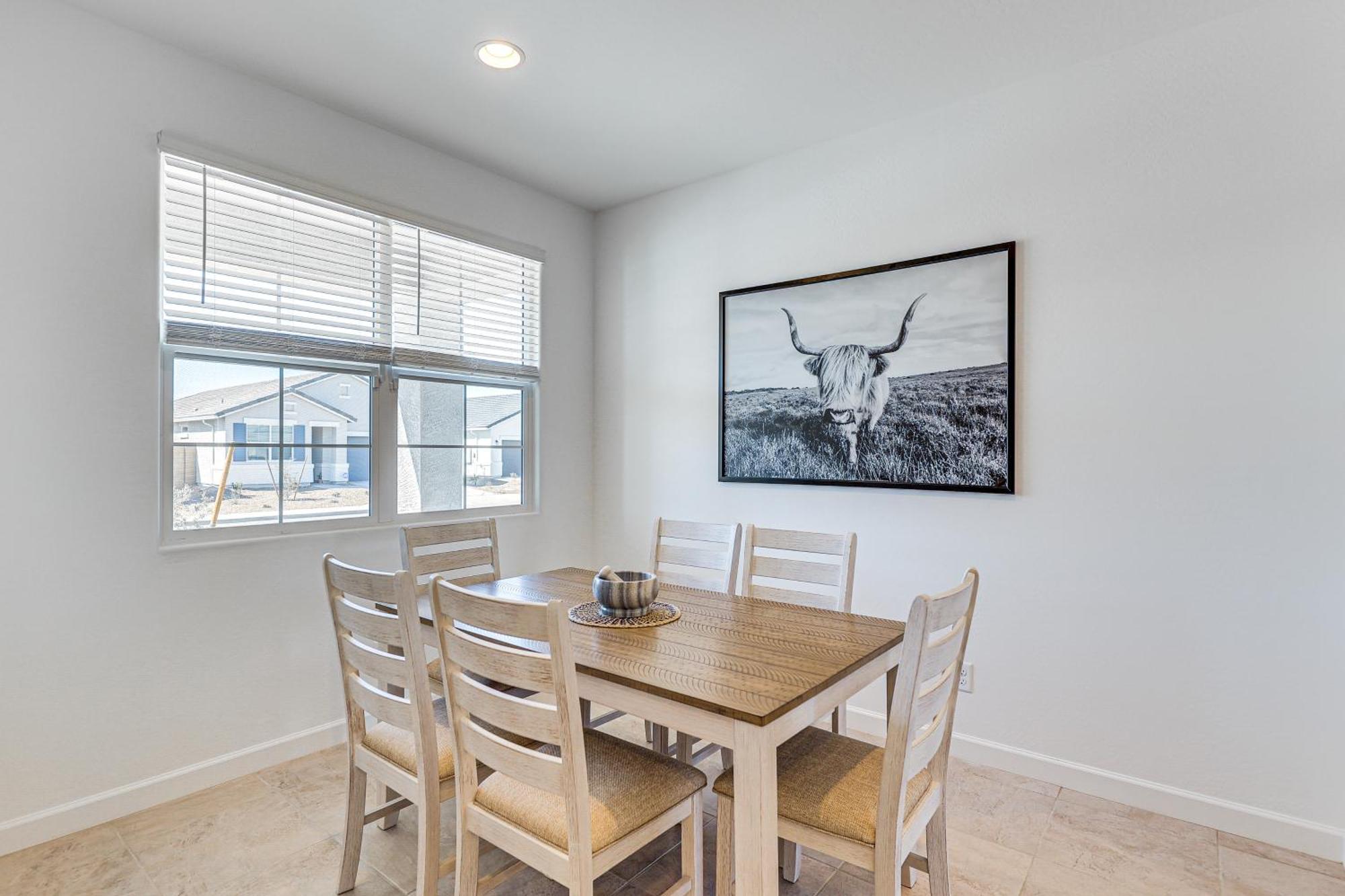 Maricopa Home With Putting Green And Covered Patio! Ngoại thất bức ảnh